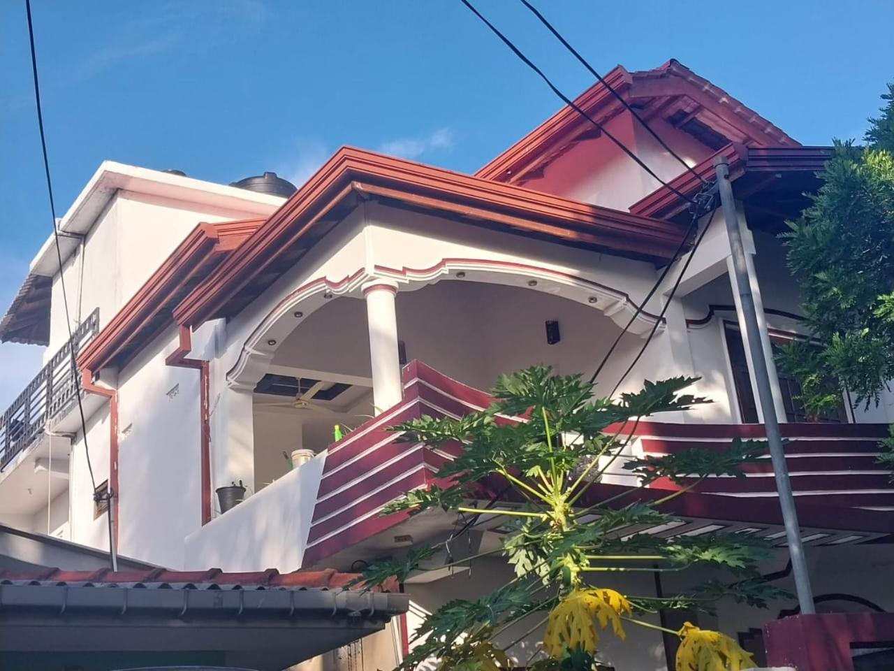 Javi Holiday Home Trincomalee Extérieur photo